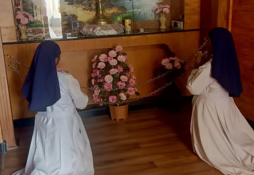 Adorazione perpetua nella cattedrale di San Francesco Saverio - Diocesi di Kottar