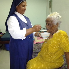 Karuna Bhavan a casa di accoglienza per persone anziane.