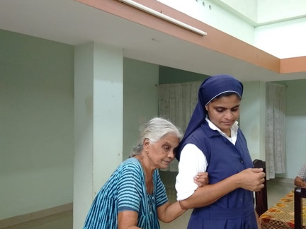 Karuna Bhavan a casa di accoglienza per persone anziane.